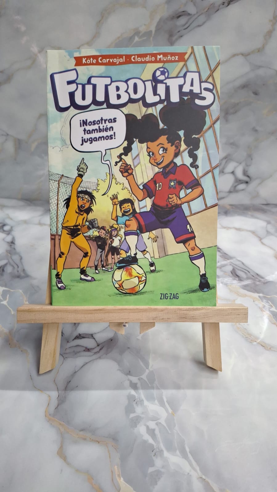 Futbolitas, nosotras también jugamos